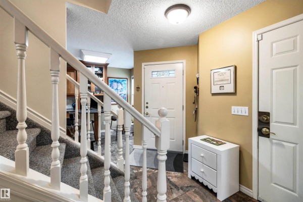 #32 3 Poirier Av, St  Albert, AB, photo 3