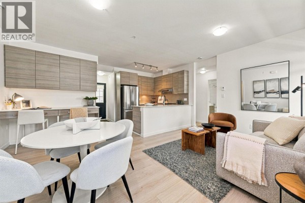 32 6965 Hastings Street, Burnaby, BC V5B1S9 Photo 4