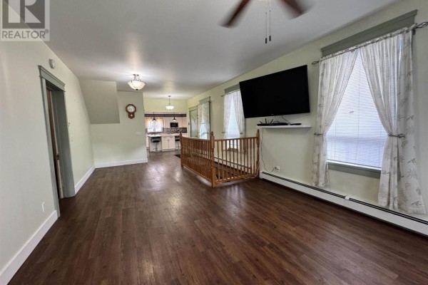 Laundry room - 32 Aberdeen St, Chapleau, ON P0M1K0 Photo 5