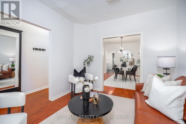 Bedroom - 32 Aldergrove Avenue, Toronto, ON M4C1B2 Photo 5