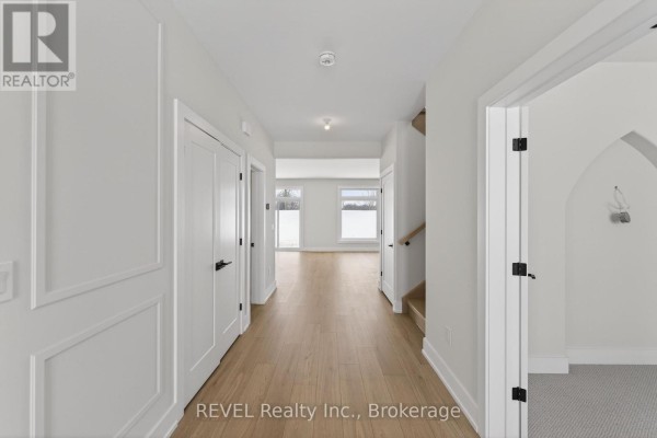 Bedroom 2 - 32 Anchor Road, Thorold, ON L0S1A0 Photo 2