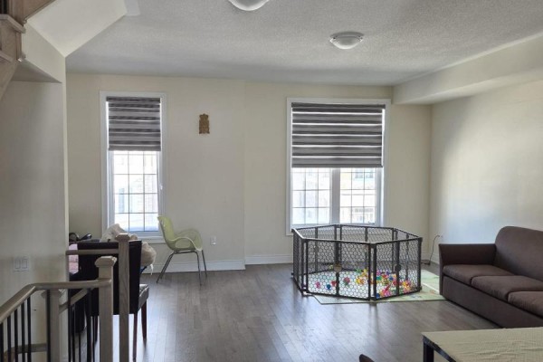 32 Andress Way, Markham, ON, photo 2