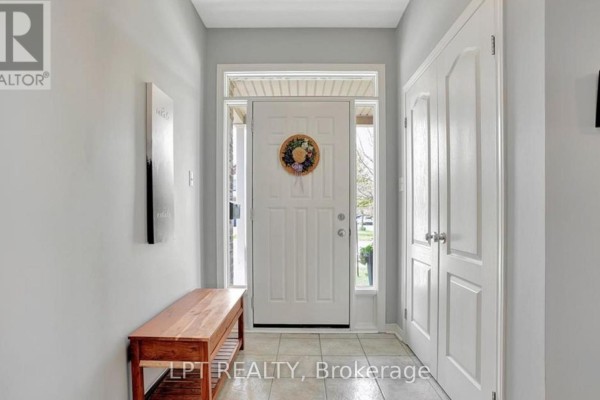 32 Apple Ridge Drive W, Kitchener, ON N2P2S2 Photo 4