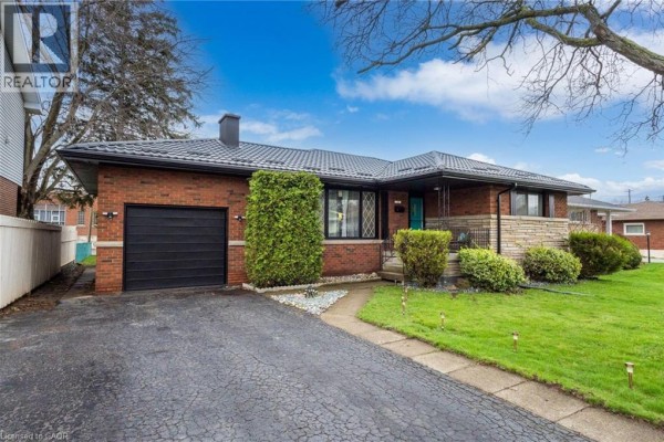 32 Belair Drive, Hamilton, ON, photo 3