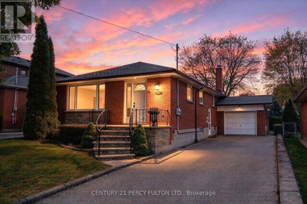 Workshop - 32 Bromton Drive, Toronto, ON M1P4B8 Photo 2