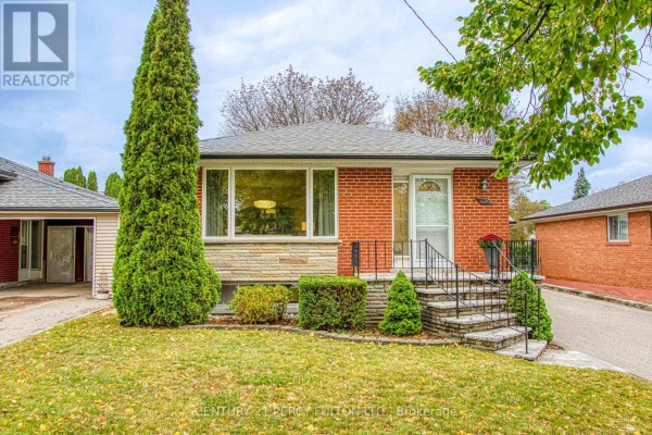 Living room - 32 Bromton Drive, Toronto, ON M1P4B8 Photo 3
