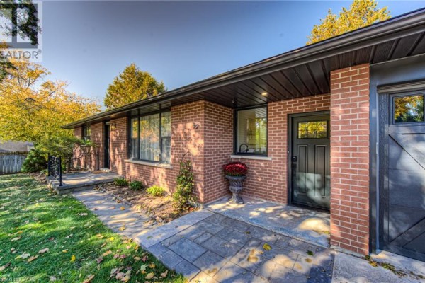 32 Colborne Street Unit# A, Elora, ON, photo 2
