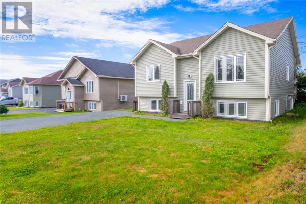 32 Comerfords Road, Conception Bay South, NL, photo 3