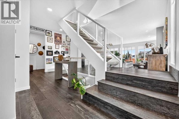 Pantry - 32 Cranbrook Bay Se, Calgary, AB T3M3C2 Photo 3