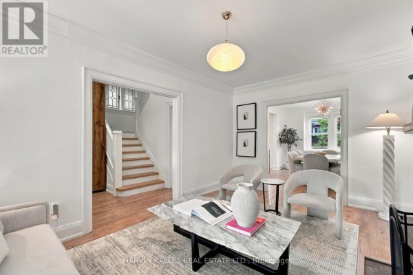 Dining room - 32 Crang Avenue, Toronto, ON M6E2Z9 Photo 5