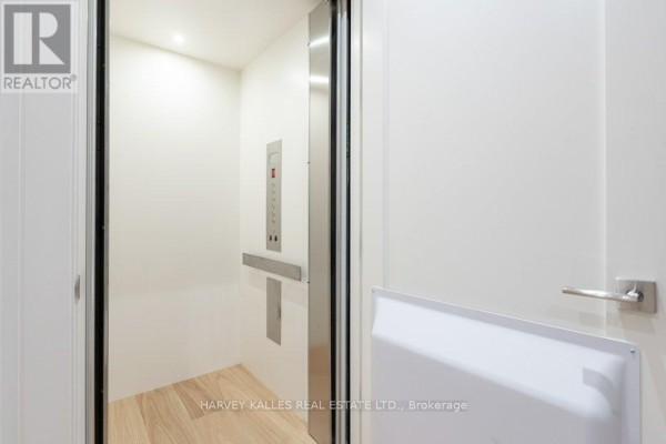 Recreational, Games room - 32 Evergreen Gardens, Toronto, ON M4G1C5 Photo 5