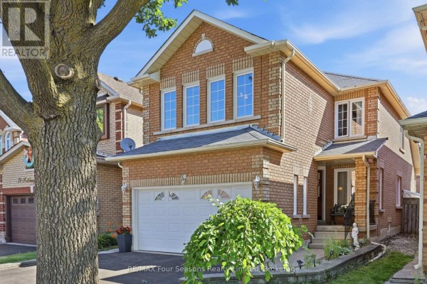 32 Faithknight Court, Brampton, ON, photo 2