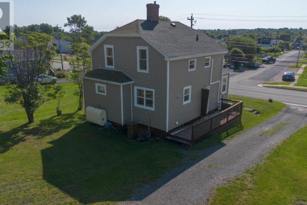 32 Highland Street, Glace Bay, NS, photo 3