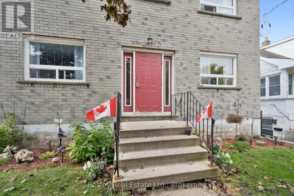 32 Jaffray Street, Cambridge, ON N1R3H9 Photo 3