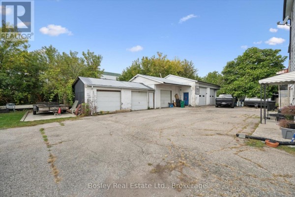 32 Jaffray Street, Cambridge, ON N1R3H9 Photo 5