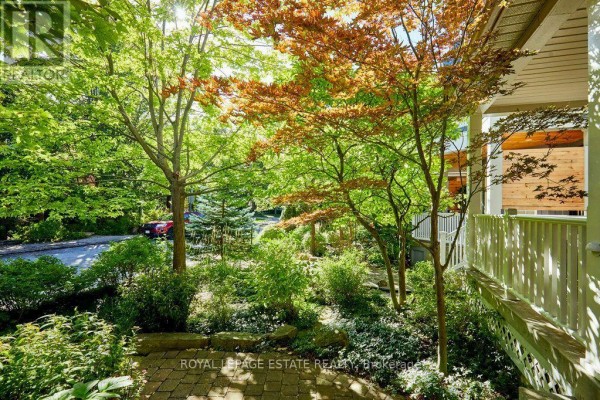 32 Joseph Duggan Road, Toronto, ON, photo 3
