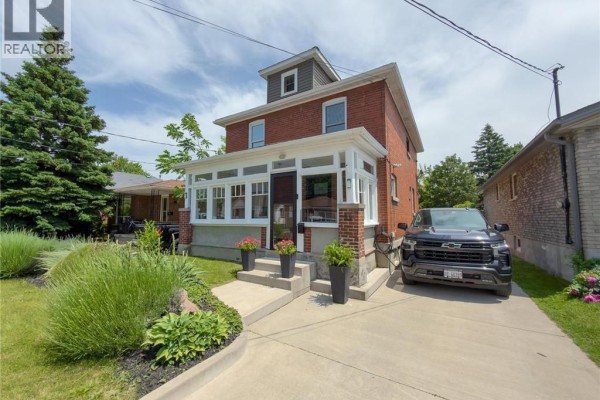 32 Lorne Street, St  Catharines, ON, photo 3