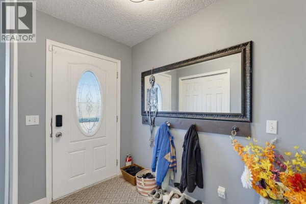 Dining room - 32 Los Alamos Crescent Ne, Calgary, AB T1Y7E8 Photo 4