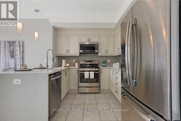 32 Mcdonald Crescent, Clarington, ON L1B0E2 Photo 4