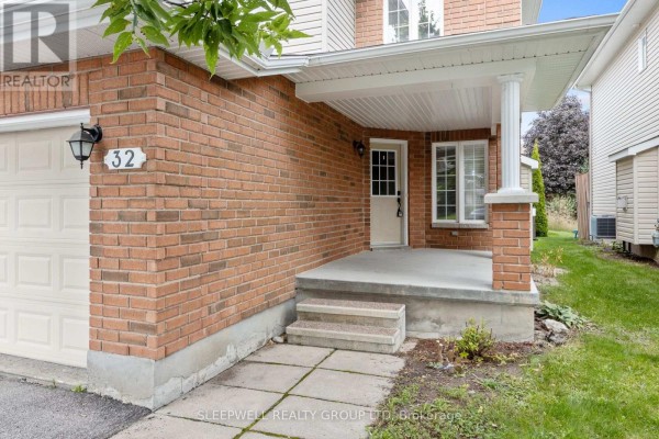 32 Moe Robillard Street, Arnprior, ON K7S0C2 Photo 2