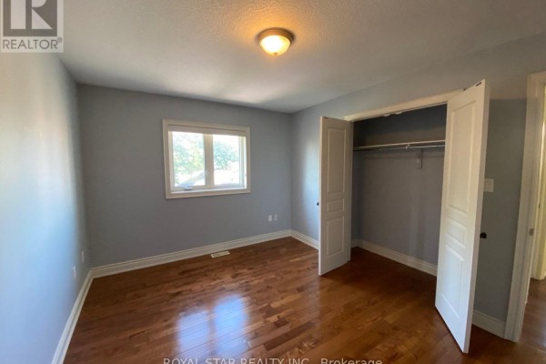 32 Mountwood Avenue, Hamilton, ON, photo 2