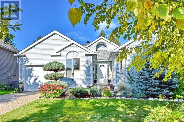 Residential for rent at 32 Nettleton Court, Collingwood, ON - MLS® exDH9I