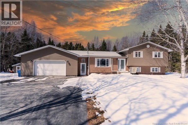 Family room - 32 North Boom Road, Strathadam, NB E1V4H4 Photo 3