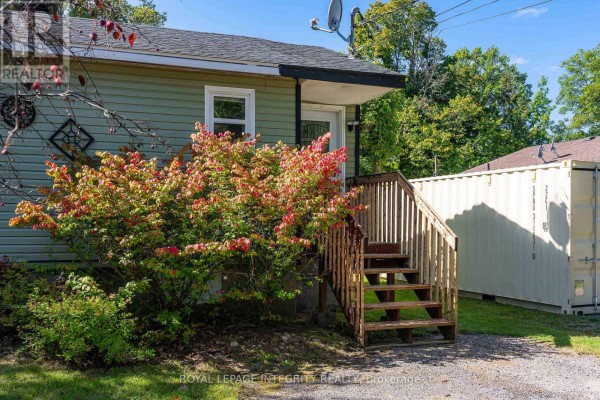 32 Phillips Street, Mcnab/braeside, ON K0A1G0 Photo 3