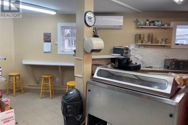 32 Portugal Cove Road, St  John S, NL A1B2L9 Photo 5