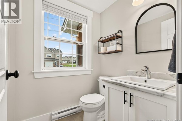 3pc Ensuite bath - 32 Rochefort Street, Dieppe, NB E1A6S4 Photo 5