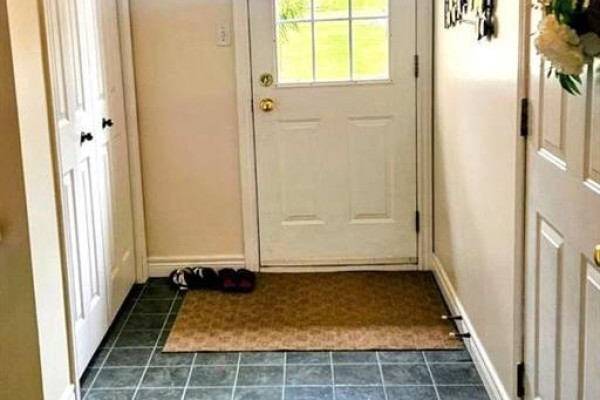 2pc Bathroom - 32 St Ladislaus Street, Courtland, ON N0J1E0 Photo 3