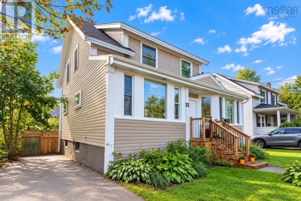 32 St Peters Road, Sydney, NS, photo 3