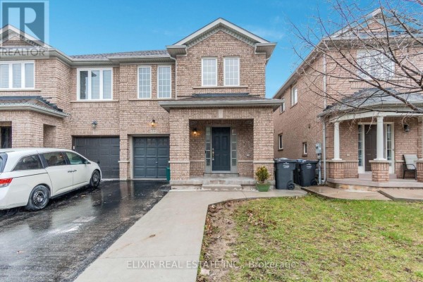 32 Trumpet Valley Boulevard, Brampton