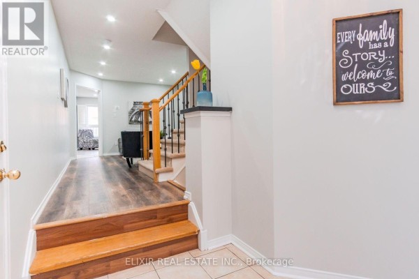 Family room - 32 Trumpet Valley Boulevard, Brampton, ON L7A3N8 Photo 5