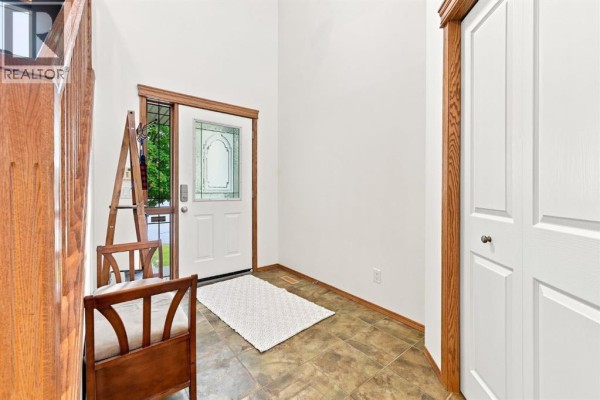 Living room - 32 Tuscany Ravine Crescent Nw, Calgary, AB T3L2X1 Photo 3