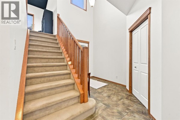 2pc Bathroom - 32 Tuscany Ravine Crescent Nw, Calgary, AB T3L2X1 Photo 4