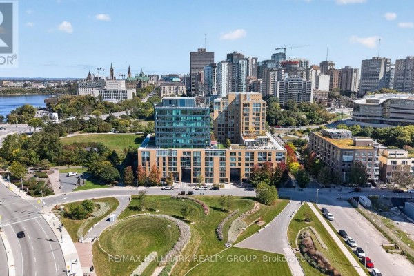 320 - 250 Lett Street, Ottawa, ON K1R0A8 Photo 2