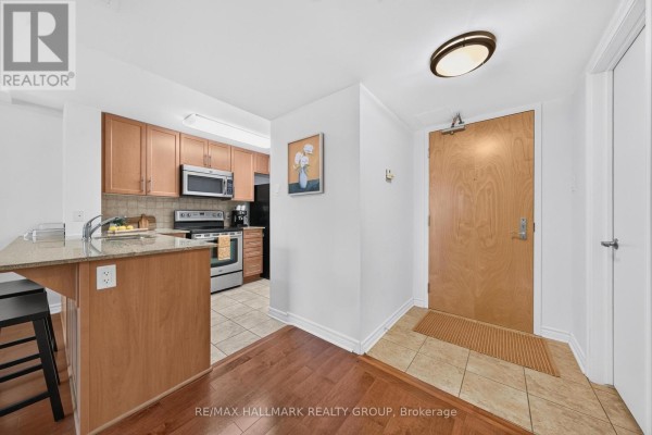 320 - 250 Lett Street, Ottawa, ON K1R0A8 Photo 5