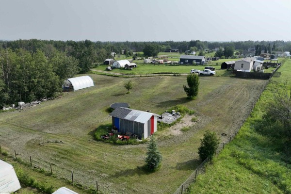 320 & 321 57201 Rng Rd 102, Rural St  Paul County, AB, photo 2