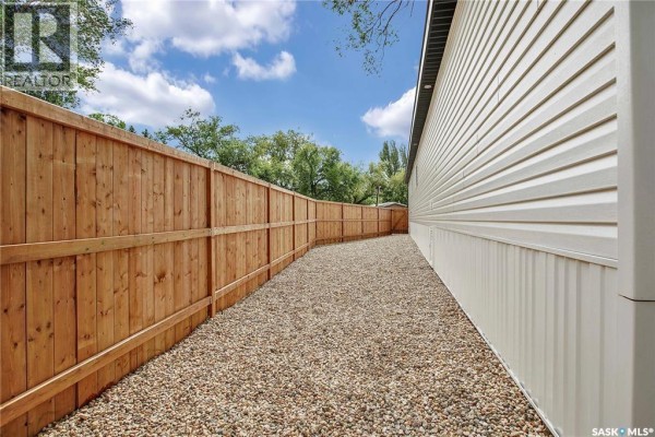 320 1524 Rayner Avenue, Saskatoon, SK, photo 2