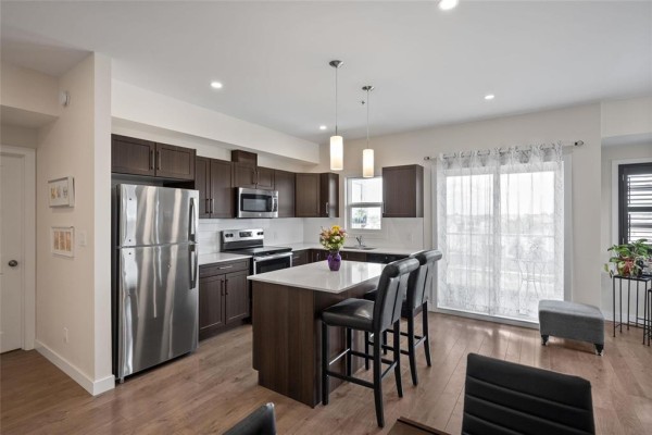 Primary Bedroom - 320 1730 Leila Avenue, Winnipeg, MB R2P1Z1 Photo 5