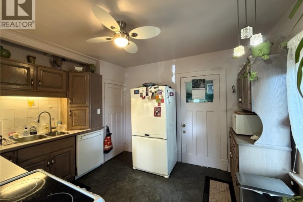 Bedroom - 320 23rd Street E, Prince Albert, SK S6V1P7 Photo 4