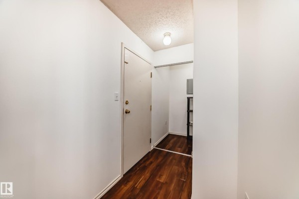 Kitchen - #320 9620 174 St Nw, Edmonton, AB T5T6B9 Photo 3