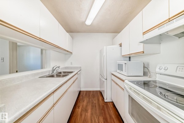 Bedroom 2 - #320 9620 174 St Nw, Edmonton, AB T5T6B9 Photo 5