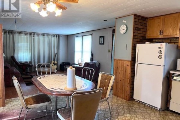 Living room - 320 Clouthier Road, St  Charles, ON P0M2W0 Photo 5
