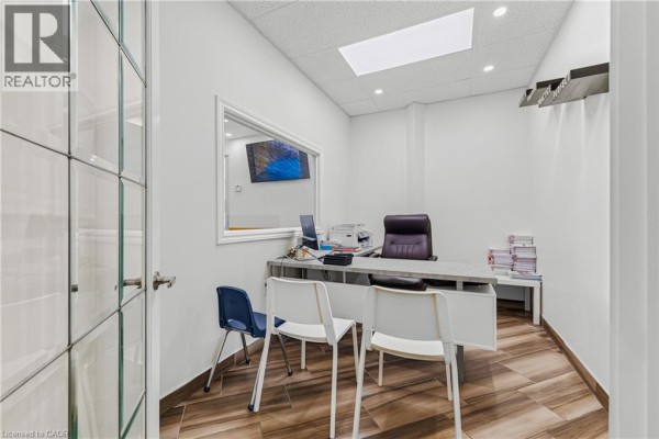 320 Eastview Road Unit# A5, Guelph, ON N1E0L2 Photo 5