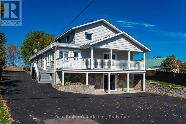 Residential for sale at 320 Lafontaine Road W, Tiny, ON - MLS® 5SRbOG