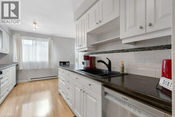 Primary Bedroom - 320 Traynor Avenue Unit# 1, Kitchener, ON N2C2J1 Photo 5