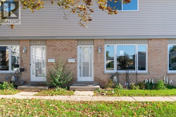 4pc Bathroom - 320 Westminister Avenue Unit# 16, London, ON N6C5H5 Photo 3
