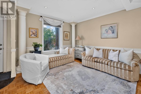 Bedroom 2 - 320 Weston Road, Toronto, ON M6N3P5 Photo 5